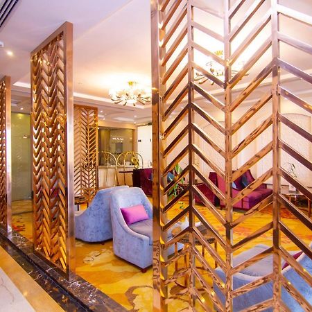 فندق هوليداي الخليج الرياض - Holiday Al Khaleej Hotel ภายนอก รูปภาพ