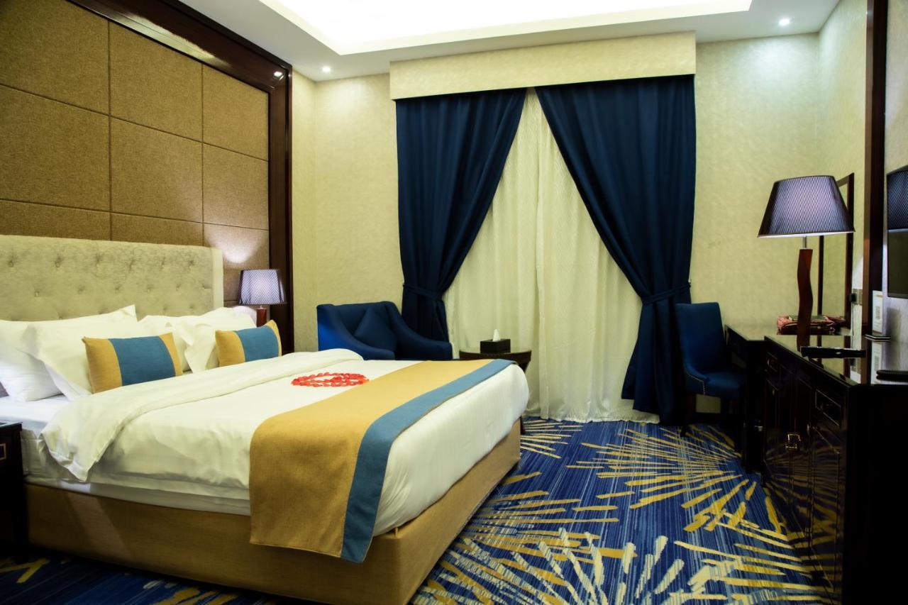 فندق هوليداي الخليج الرياض - Holiday Al Khaleej Hotel ภายนอก รูปภาพ