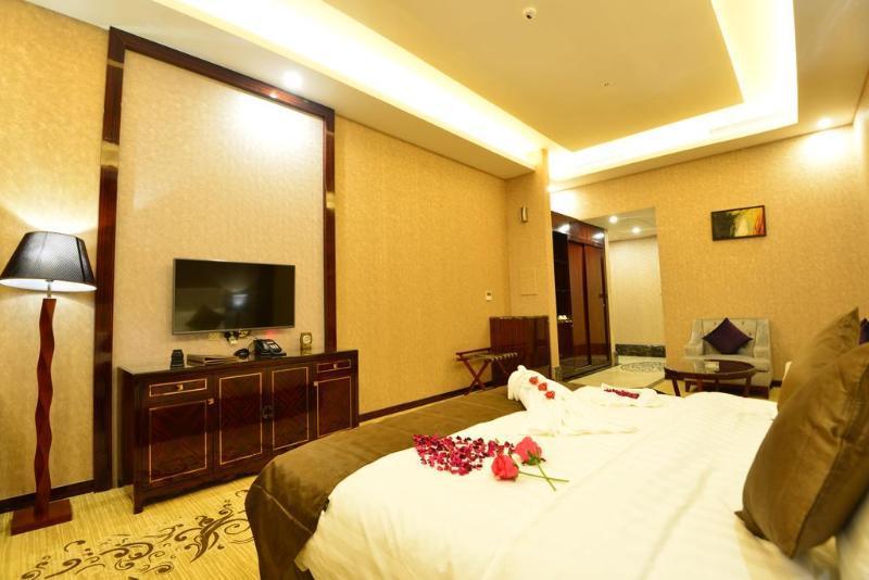 فندق هوليداي الخليج الرياض - Holiday Al Khaleej Hotel ภายนอก รูปภาพ