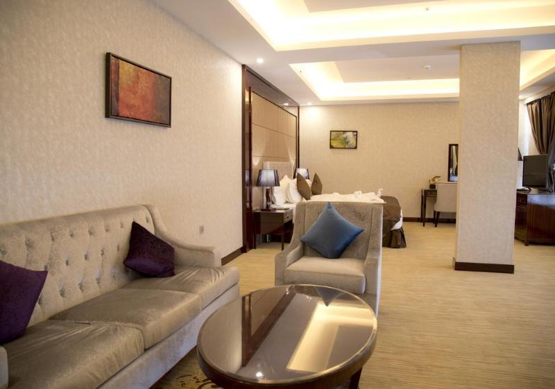 فندق هوليداي الخليج الرياض - Holiday Al Khaleej Hotel ภายนอก รูปภาพ